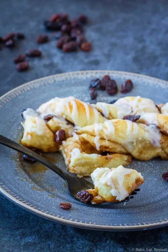 homemade cinnamon roll twists