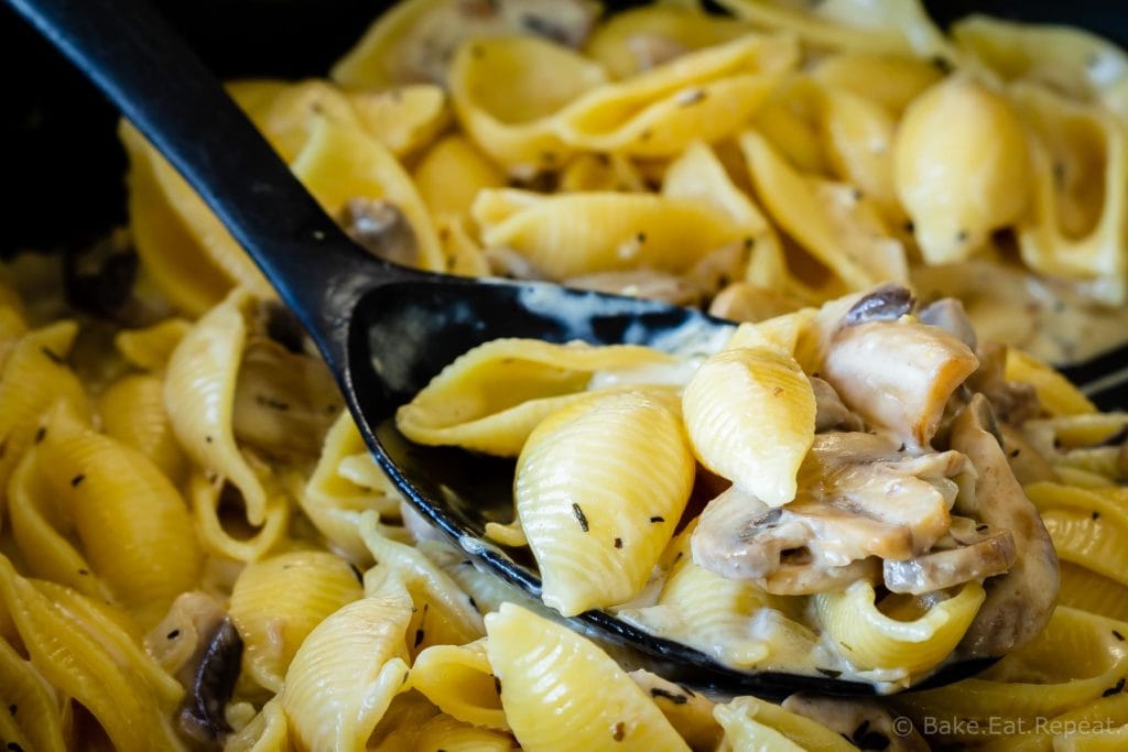 Mushroom pasta sauce from scratch