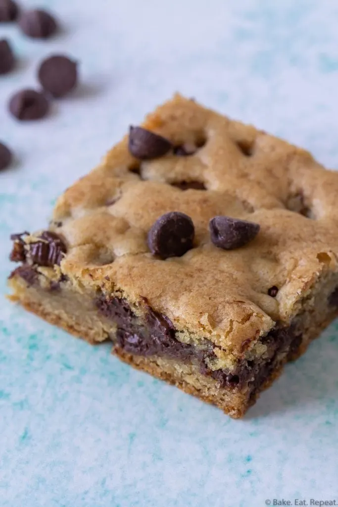 soft and chewy chocolate chip cookie bars