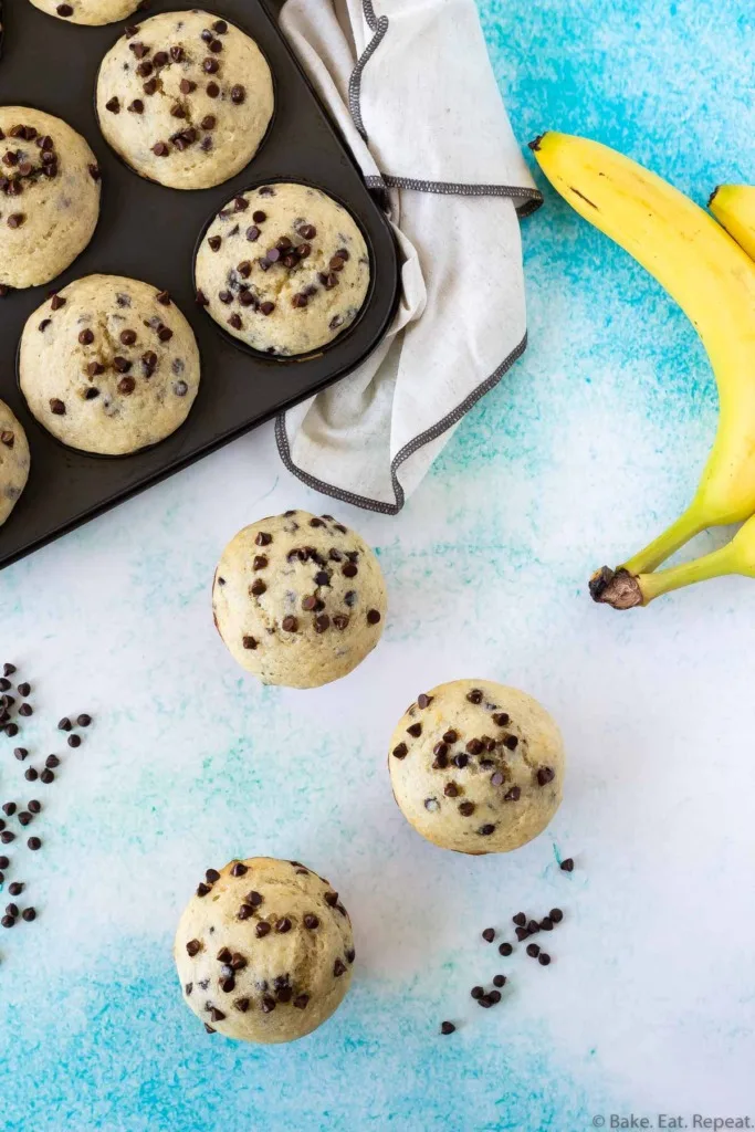 chocolate chip banana muffins