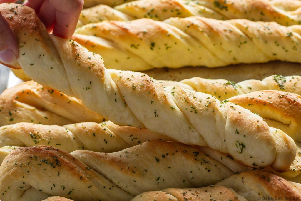 easy breadsticks