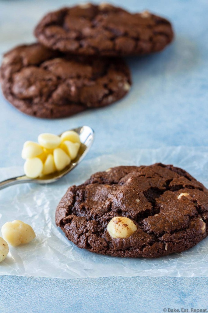 macadamia nut chocolate cookies