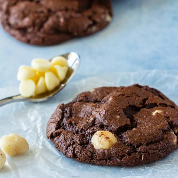 easy triple chocolate macadamia nut cookies