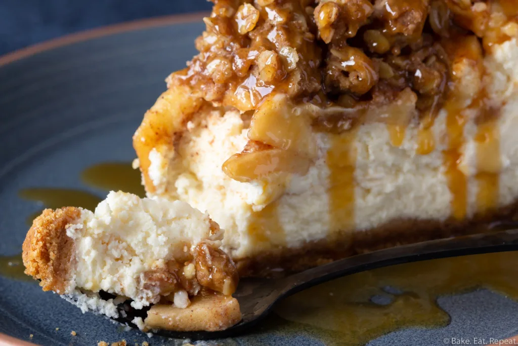 apple crisp cheesecake