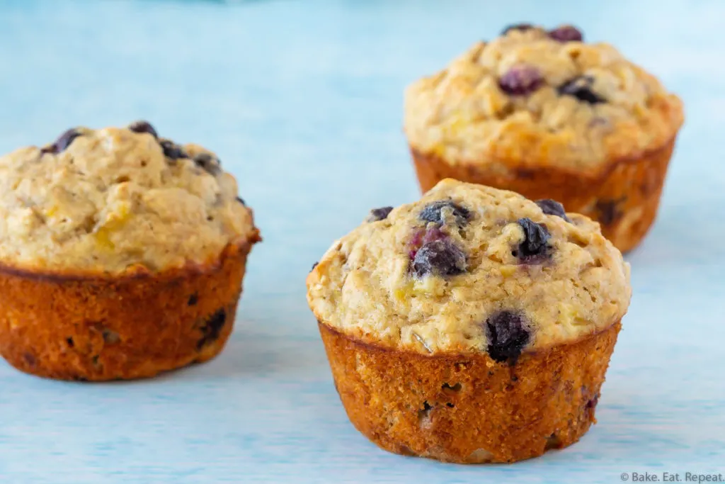 easy banana blueberry oatmeal muffins