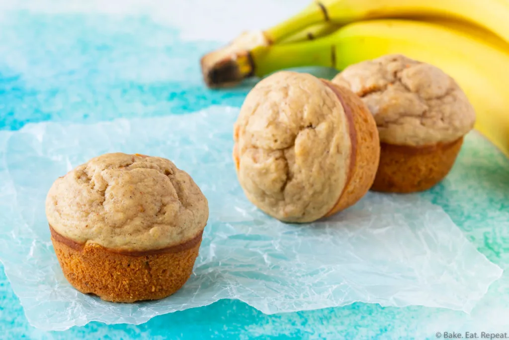 Easy, healthy muffins with bananas and carrots