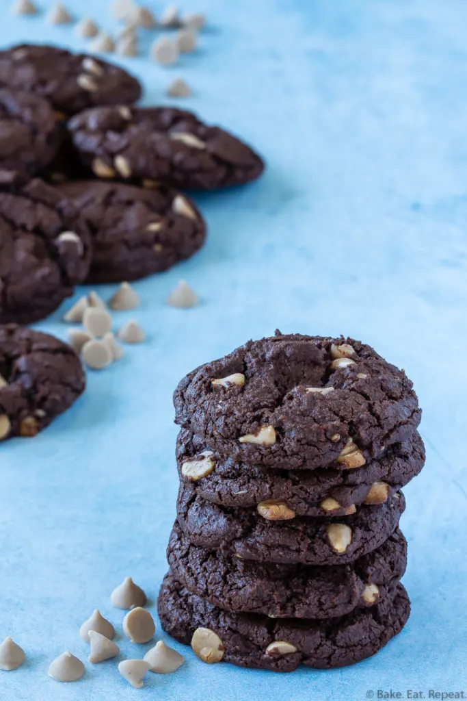 easy chocolate caramel chip cookies