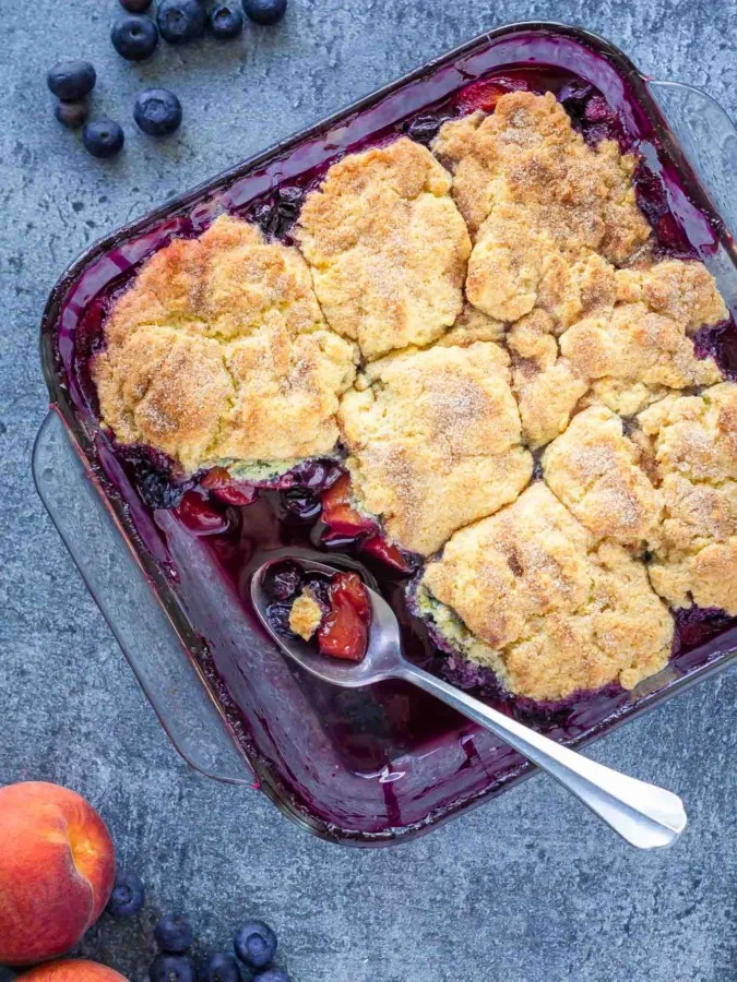 easy blueberry peach cobbler