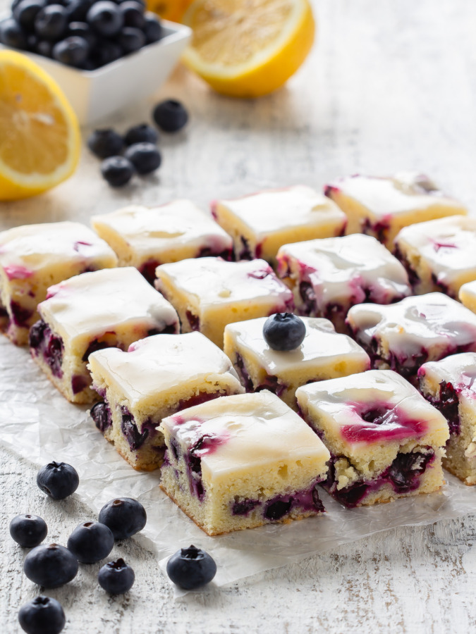 blueberry lemon blondie bars