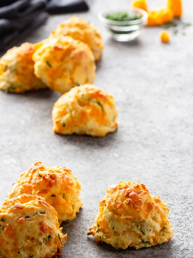 cheddar chive buttermilk biscuits