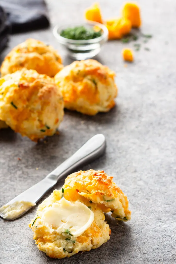 cheddar chive buttermilk biscuits