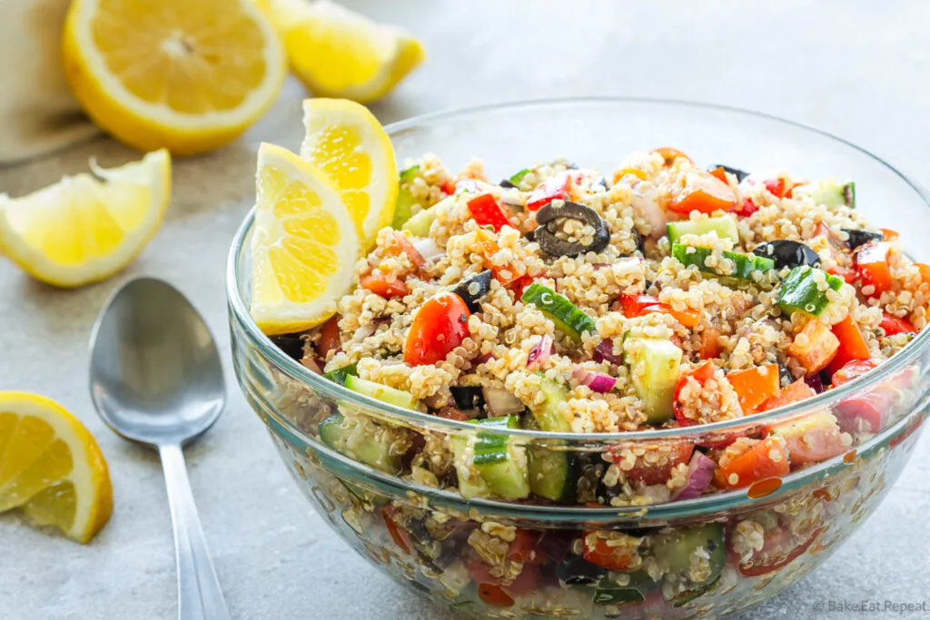 Easy Greek salad with quinoa