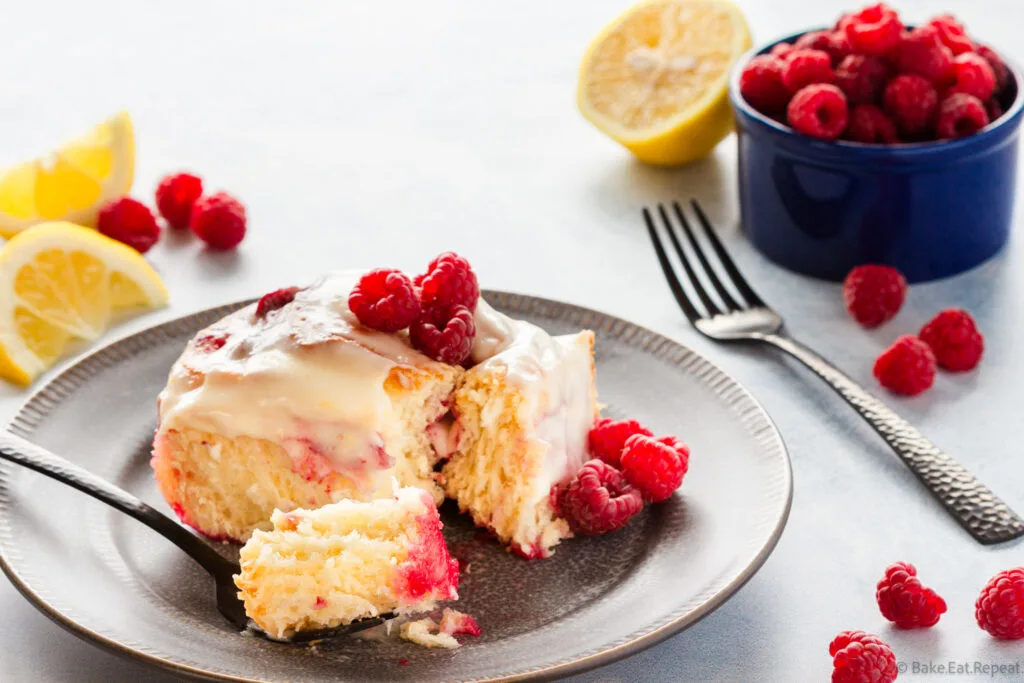 lemon raspberry sweet rolls