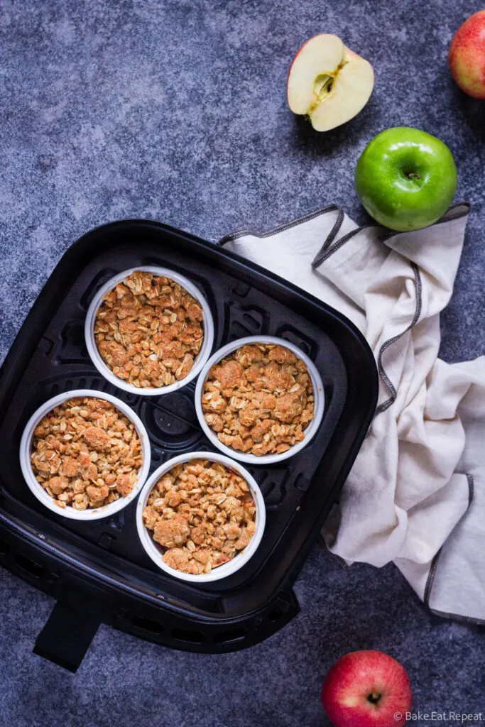 easy air fryer apple crisp