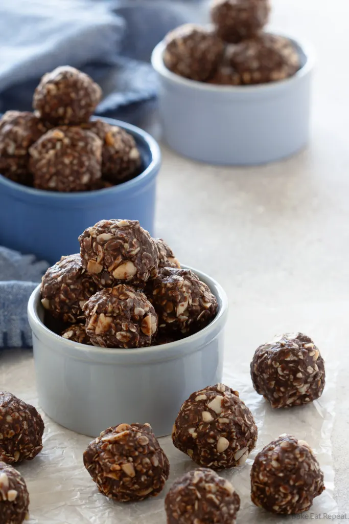 no bake chocolate peanut butter energy balls