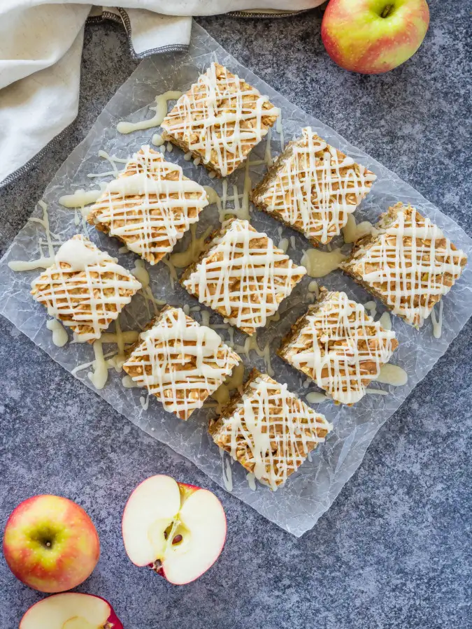 apple oatmeal bars