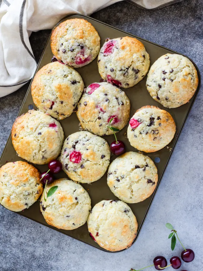 chocolate chip cherry muffins